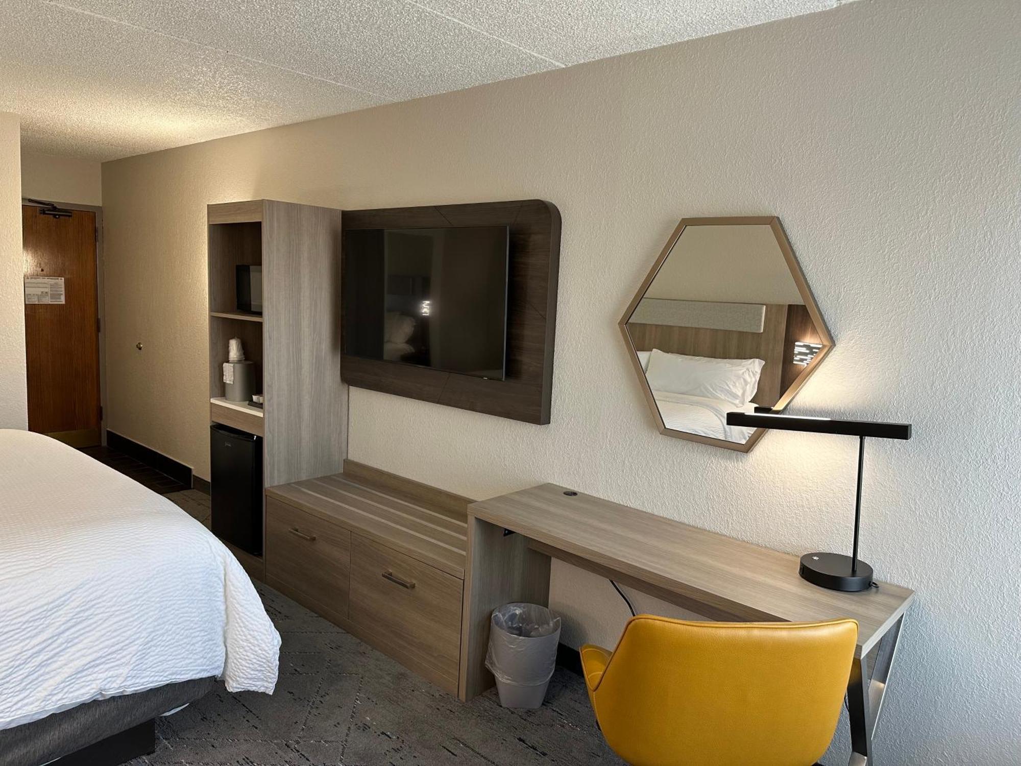 Holiday Inn Express & Suites Eden Prairie - Minneapolis By Ihg Zewnętrze zdjęcie